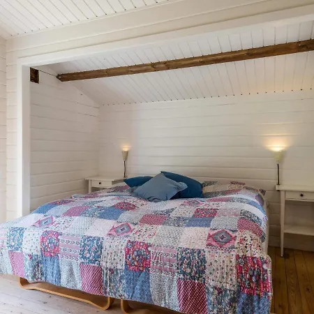 別荘 Scenic Log Cabin In Rindby-By Traum *